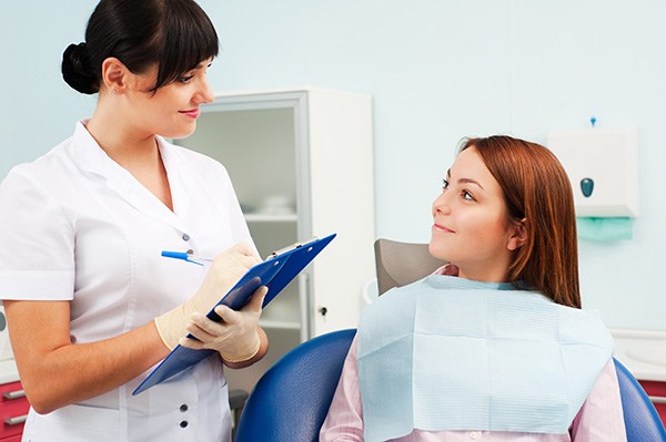 A General Dentist Answers What To Expect During Oral Surgery Recovery