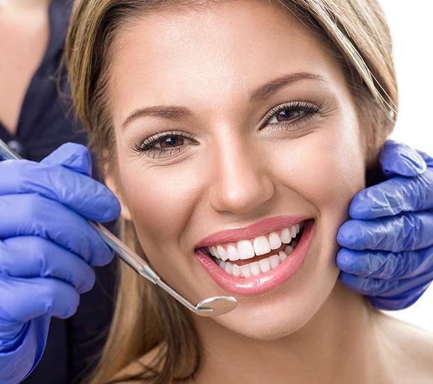 Atlanta Teeth Whitening at Dentist